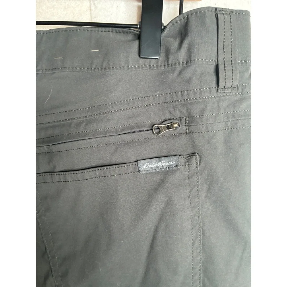 Eddie Bauer Mens Gray Horizon Guide‎ Chino Pants 40x32 Water Repellent READ